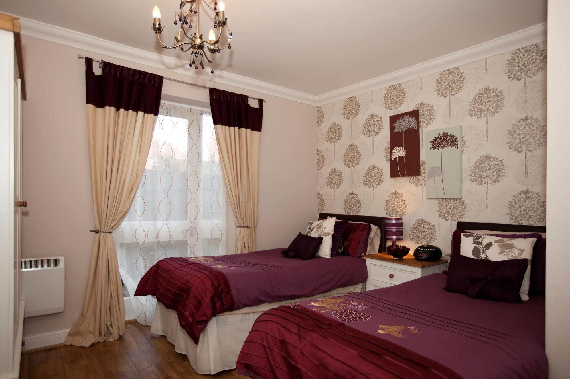 Riverbank View Three Bedroom Apartment With Free Parking York Ngoại thất bức ảnh